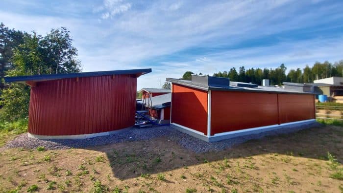 Puhdistamon laajennus Nurmijärvellä, suunniteltu ja rakennettu TerCo Engineering Oy.